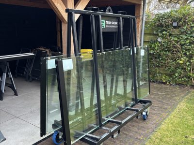 Glasbok op wielen Teun Snoek Zonweringen